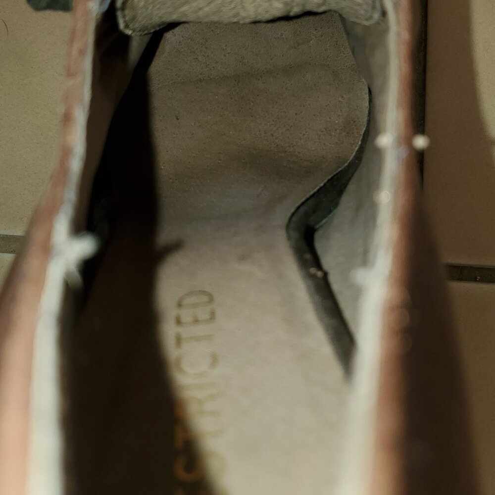 Restricted Brown Leather Lace-Up Oxford Heels – Size 9 - Picture 9 of 16